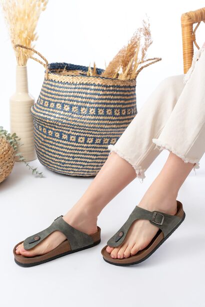 Kadın Nubuk Parmak Arası Sandalet 