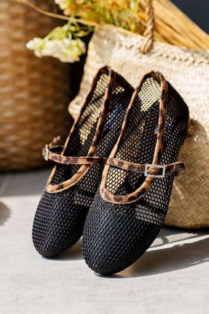 Leona Siyah Leopar Desenli Tokalı File Babet Ortopedik Memory Flex Hafızalı Taban 