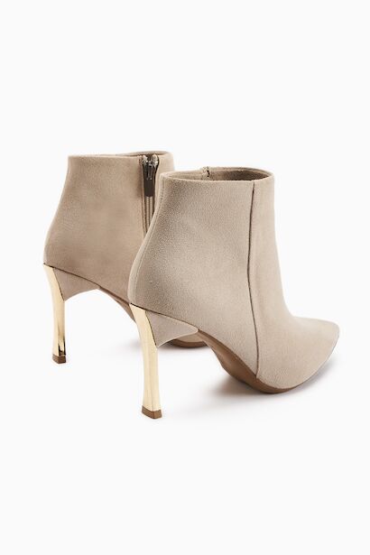 Sivri Burun İnce Altin Topuk Bot  Bej 4