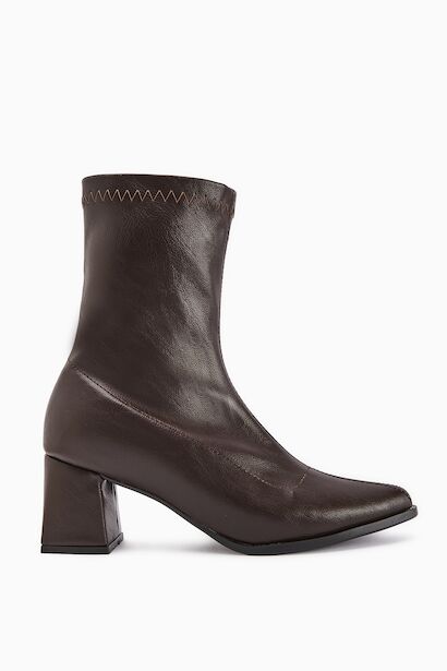 Kadın Sivri Burun Orta Boy Topuklu Cilt 