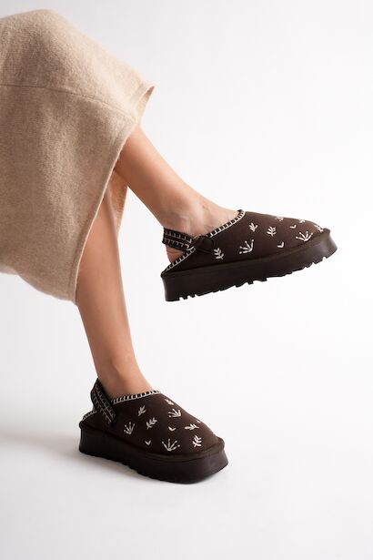 Içı Kürklü Nakişli Ultra Mini Süet Kışlık Taban Bot & Bootie 